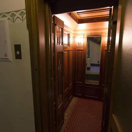 ホテル Valdemara *